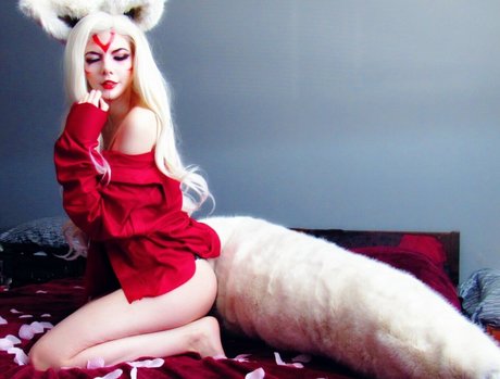 Meggii Cosplay belle actrice galeries