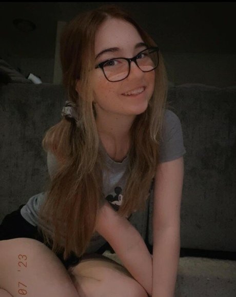 Lyssaurora art star gallery