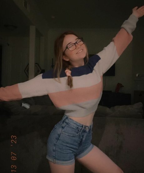 Lyssaurora star photos