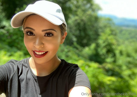 irisinthekitchen modelo hermosa imagen