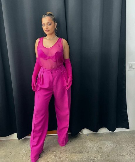 Bebe Rexha modèle joli photo