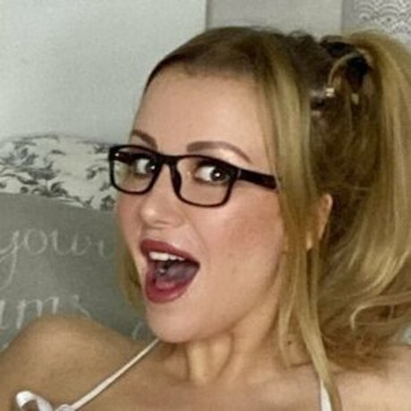 lucyalexandra pornstar nude images