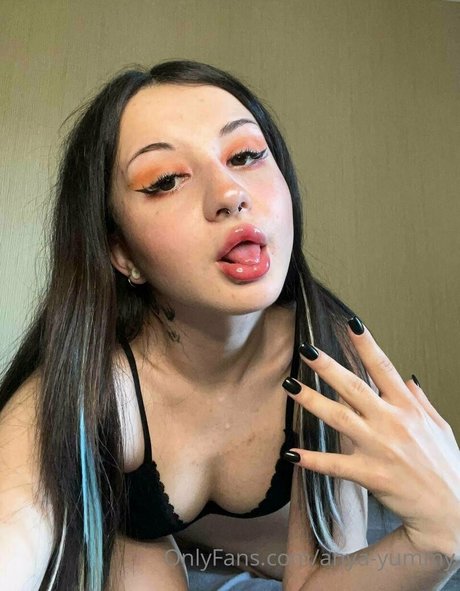 ann d voure modèle pornographique img