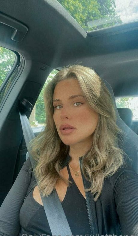 julietthope model sex img