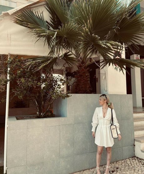 ellenofficial actrice érotique images