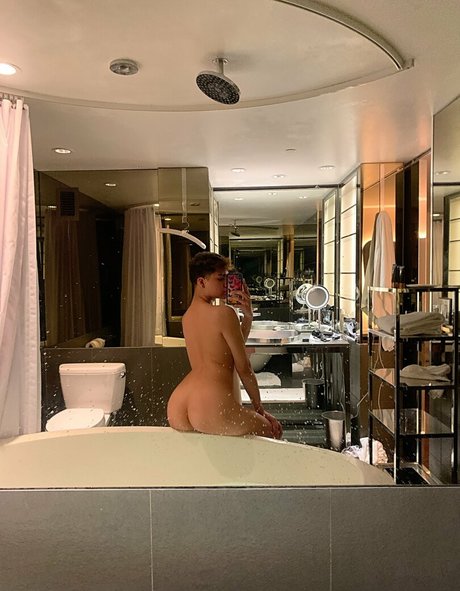 asian hottest onlyfans sexy pic