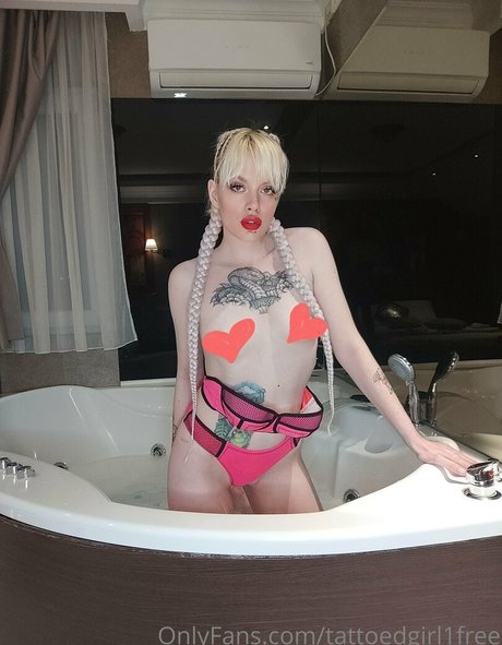 tattoedgirl1free actriz caliente archivo