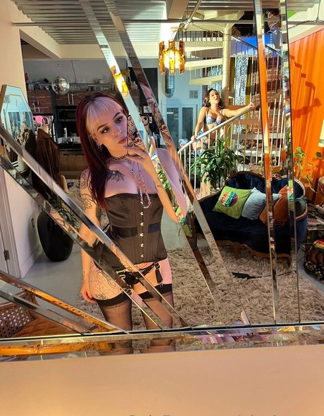 nicoletters estrella agradable galería