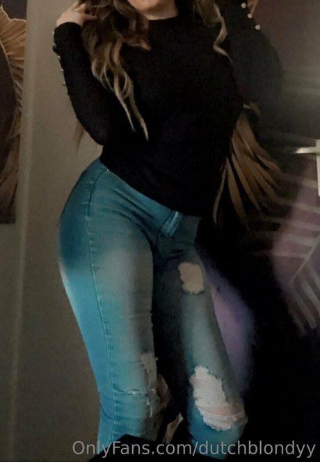 emmablondy model nice img