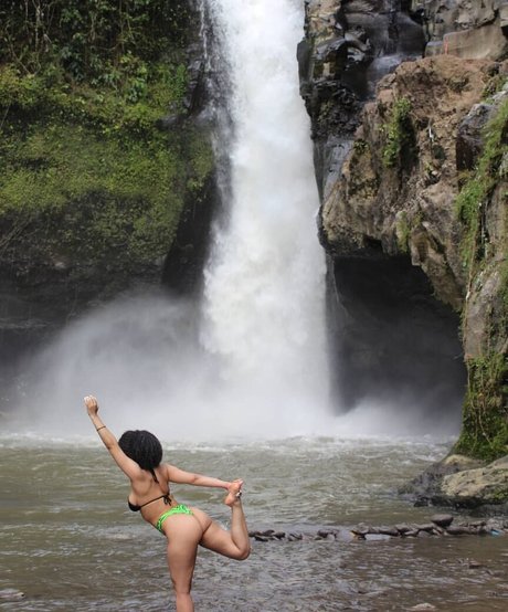 Feelinfree modelo perfecto fotos