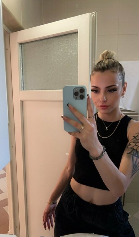 aryasm star du porno gratuit photos