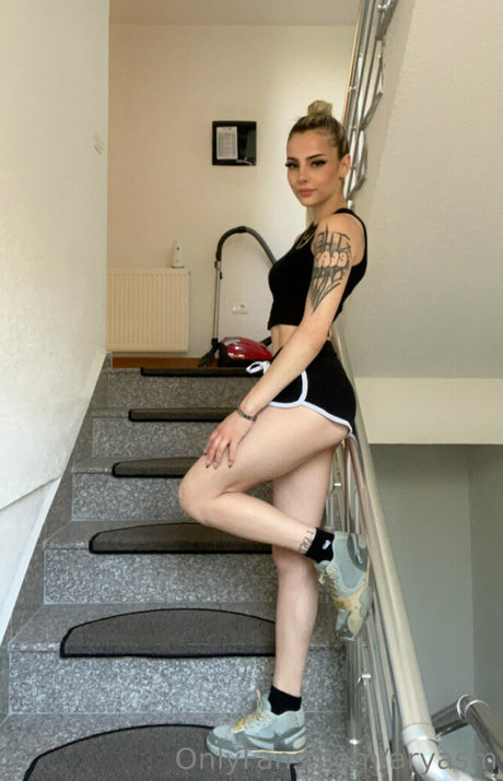 aryasm erotic pornstar photos