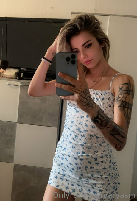 naked yoga onlyfans pornos pic