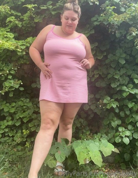 ellesbelly xxx étoile des photos