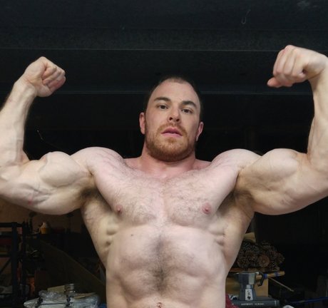 Muscle God Brendan star porn archive