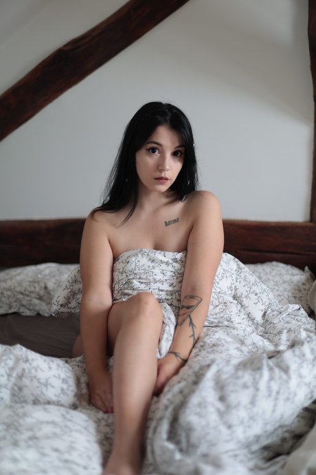 Ellyna hops Top 4_ model nudes gallery