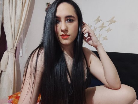 _Gamer Girl_ model pretty pictures