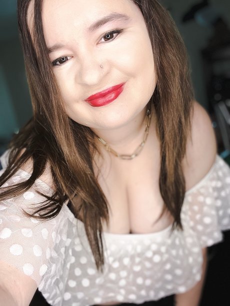 Naomininja modelo gratis galería