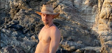 daddysugarr raw nude model pics