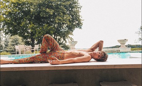 yee haw model nude pics