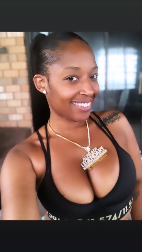 3D Na Tee exclusive pornstar pic