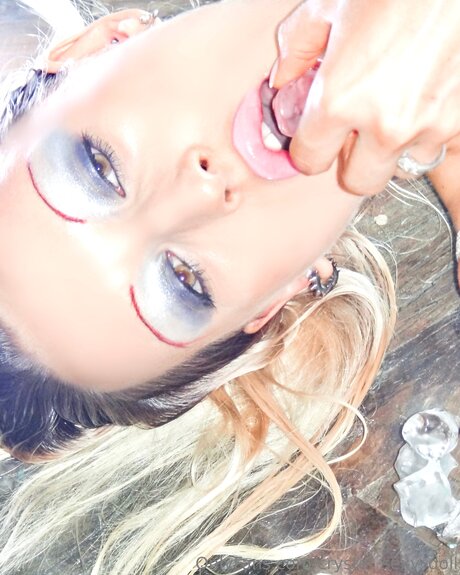 Cristal Sexy Angel 1_ estrella porno bonita imágenes