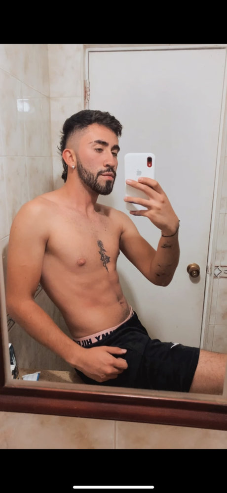 Nicolas Mu oz model nudes photo