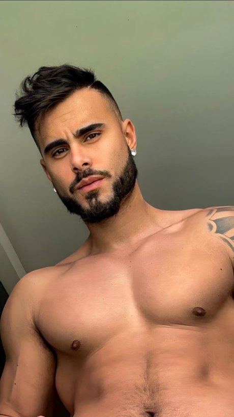 Alexis Descalzo castro exclusive model img