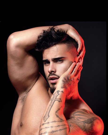Alexis Descalzo castro star xxx photos