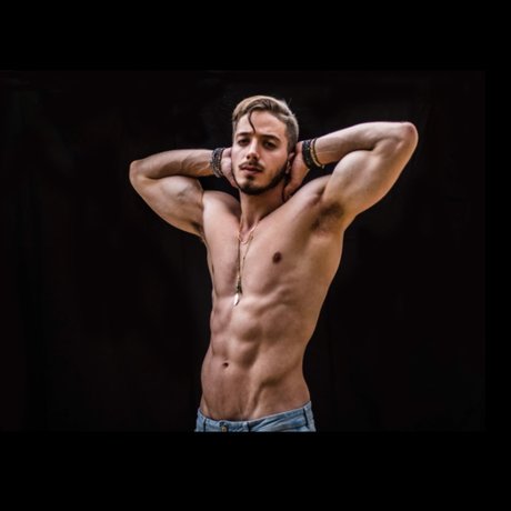 Nitzan Mizrachi star hot picture