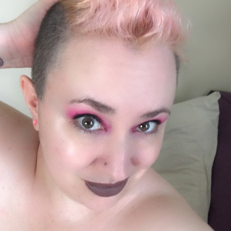 Nimue Allen BBW model nudes pic