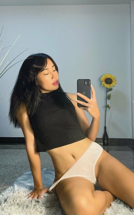 rubywang model hd picture
