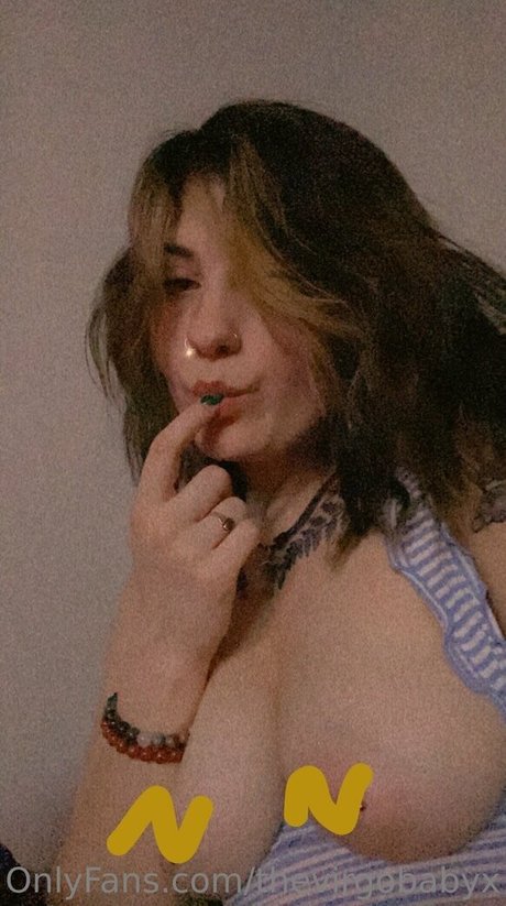 thevirgobabyx bonita modelo fotos