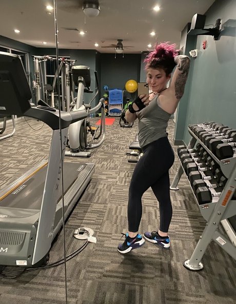 thevirgobabyx estrella galerías