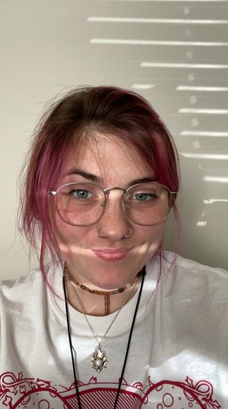 thevirgobabyx modèle nu galeries