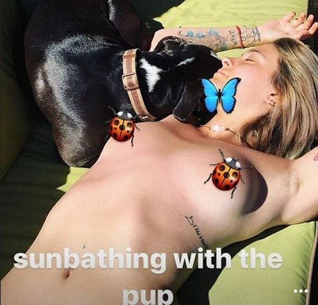 Paris Jackson actriz desnuda recopilación