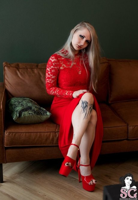 hopefulsuicidegirls star pornographique img