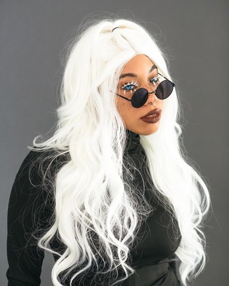 Kiera Please modelo gratis foto