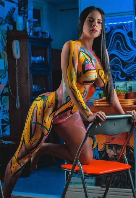 Kethellen Soares modèle parfait des photos