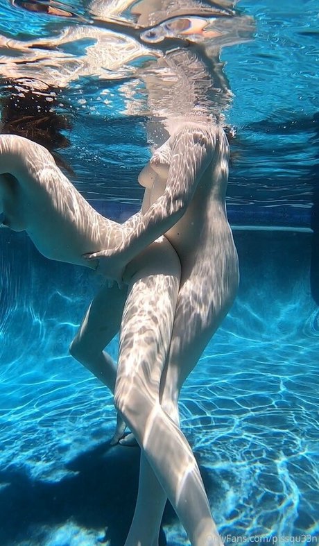 pissqu33n estrella porno hermosa galería