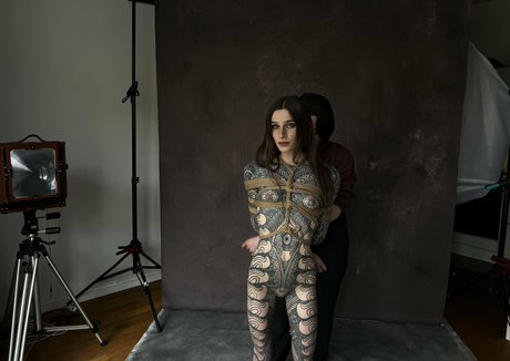 Noemie Doragon jolie star du porno photo