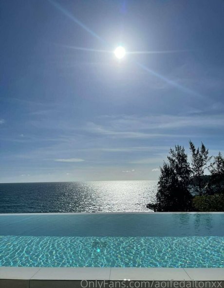 evadeexo modelo pornografico imagen