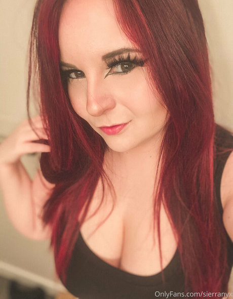 sierranyx actrice érotique image