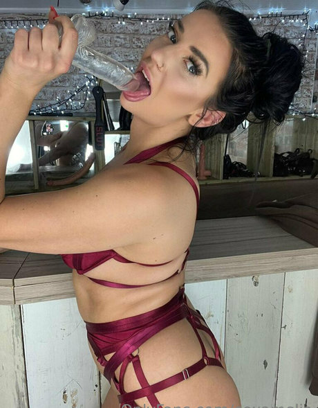 coxamelia jolie actrice des photos