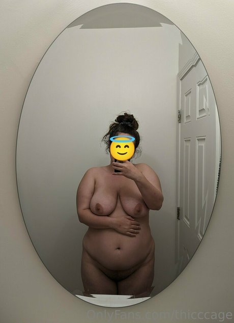 thicccage estrella porno perfecta galería