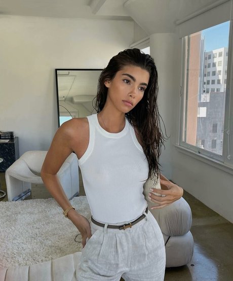 beautiful shemale onlyfans top archive