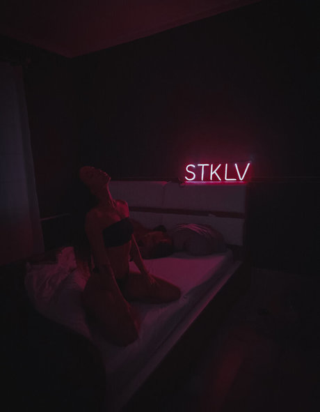 Anastasia Steklova estrella caliente archivo