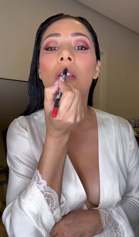 Simone E Simaria estrella hermosa archivo