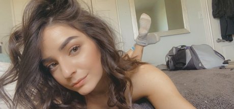 sandyinlacefree actriz desnuda fotos