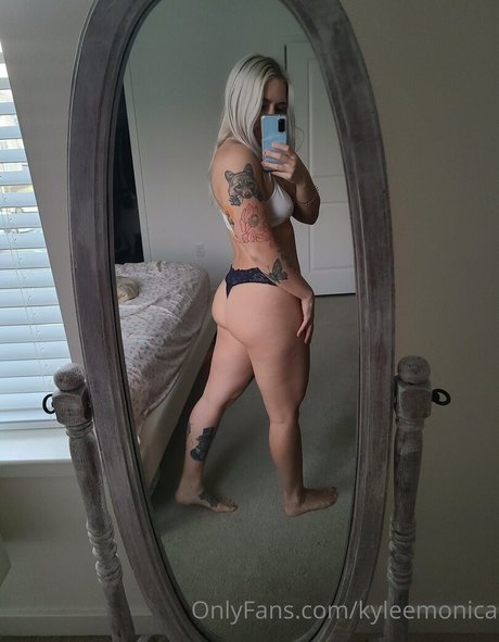 Kyleemonica star hd pics